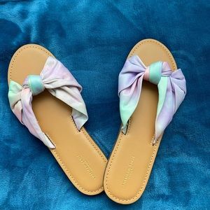 American Eagle Tye Dye Sandals